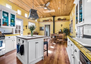 House ∙ 2 bedrooms ∙ 6 guests