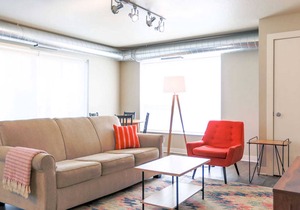 Kasa | Contactless + Full Kitchen, Walk to Mill City Museum | Minneapolis