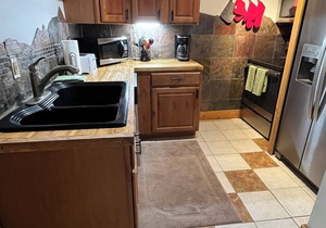 Large, Comfortable Condo Makes Perfect Basecamp