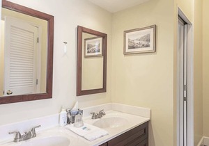 Light Horse Inn: Suite 1