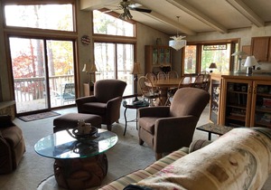 Lovely Open-Concept Home on Catfish Lake w/Guest Cottage
