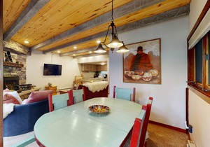 Luxe Slopeside Condo: Balcony, Fireplace & Covered Parking