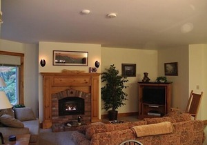 Luxury Ski-in/Ski-out Jay Peak Ski Resort Village Condo