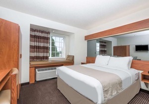 Microtel Inn & Suites by Wyndham Rice Lake