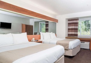Microtel Inn & Suites by Wyndham Rice Lake