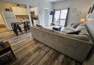 Newly Remodeled 3 bdrm Close to it All!