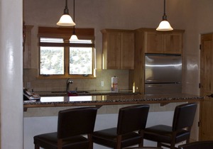 Private, 3BR Bishop's Lodge Villa, Minutes from Plaza, Stunning 360 Degree Views