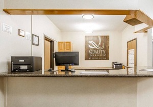 Quality Inn & Suites