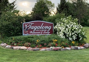 Secluded 3 BD/3 BA condo at Tagalong Golf Resort.