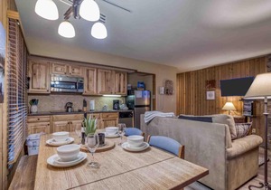 Ski House 144 - Meredith Lodging