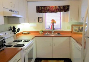 The Lodge condo at Mt. Mansfield in Stowe - Ski-in / Ski out - Pool - Tennis-A/C