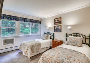 Tollhouse 16A - Spacious townhouse with everything you need for year-round outdoor adventure!