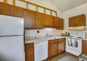 Tollhouse 17C: 1 br, ski-in/ski-out, community summer pool!