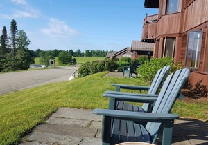 Trapp Family Lodge-2 BR guest house. Enjoy peak leaf season!
