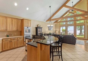 Waterfront Townhome on Gull Lake | Pontoon Rentals Available