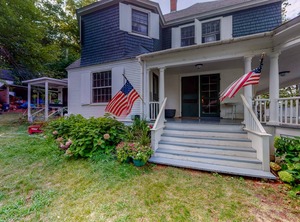 Cottage | Charlotte