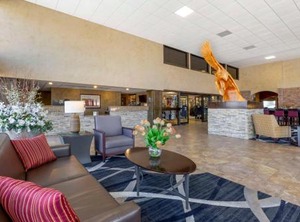 Raton Hotel | Raton