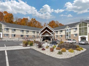 Comfort Inn At Maplewood | Montpelier