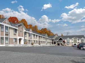 Comfort Inn At Maplewood | Montpelier