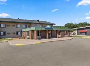 Days Inn | Winona