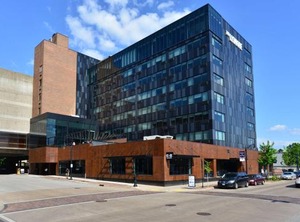 The Lismore Hotel Eau Claire Doubletree | Downtown Eau Claire