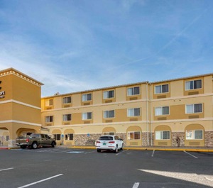 Comfort Inn Suites Alameda At Balloon Fiesta Park 
