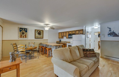 Red River Apartment | 111 m² Apartment ∙ 2 bedrooms ∙ 6 guests