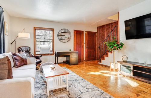 St. Anthony Park House | 111 m² House ∙ 2 bedrooms ∙ 4 guests