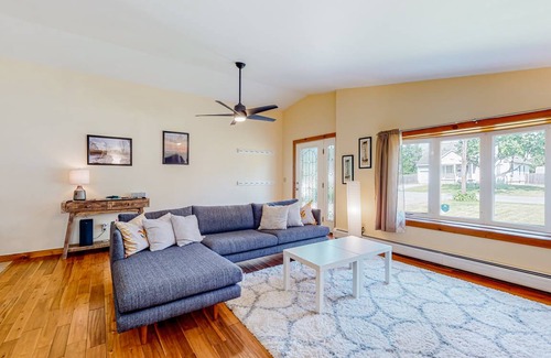 South Burlington House | 130 m² House ∙ 3 bedrooms ∙ 6 guests