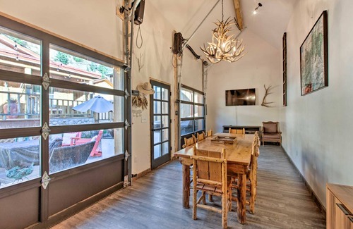 Red River House | 130 m² House ∙ 3 bedrooms ∙ 6 guests