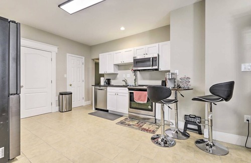 Memorial Square Apartment | 139 m² Apartment ∙ 3 bedrooms ∙ 6 guests
