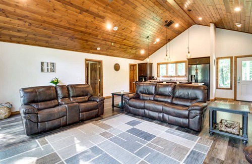 Crow Wing County House | 143 m² House ∙ 2 bedrooms ∙ 6 guests