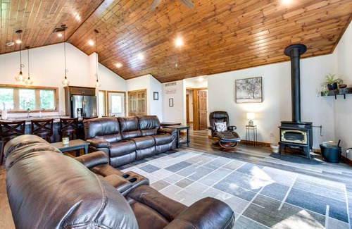 Crow Wing County House | 143 m² House ∙ 2 bedrooms ∙ 6 guests