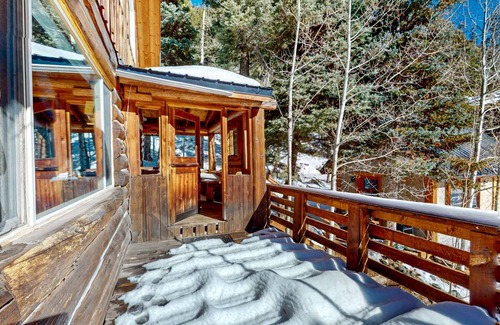 Taos Ski Valley Cabin | 149 m² Cabin ∙ 1 bedroom ∙ 10 guests
