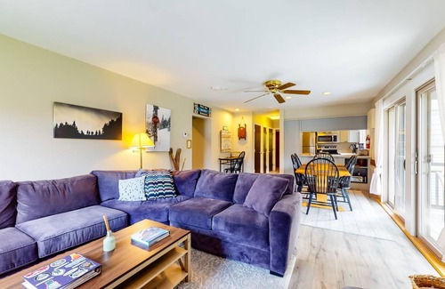 Jeffersonville Condo | 159 m² Condo ∙ 3 bedrooms ∙ 12 guests