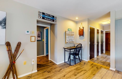 Jeffersonville Condo | 159 m² Condo ∙ 3 bedrooms ∙ 12 guests