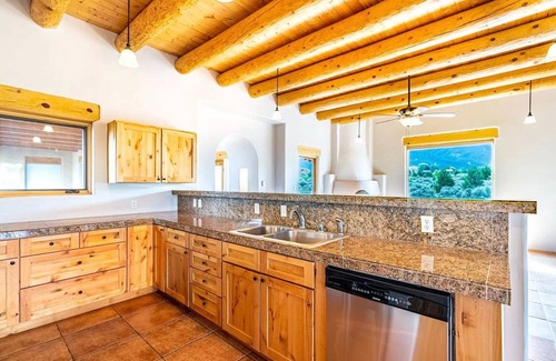 Taos House | 167 m² House ∙ 2 bedrooms ∙ 2 guests
