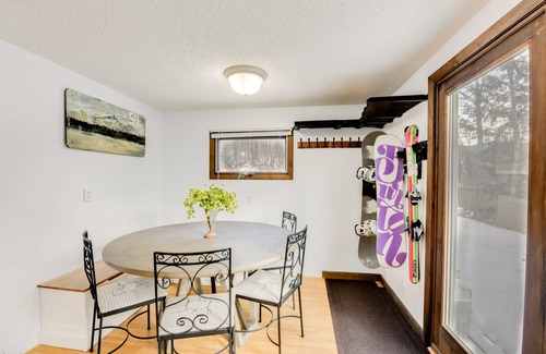 Montgomery Center House | 171 m² House ∙ 4 bedrooms ∙ 8 guests