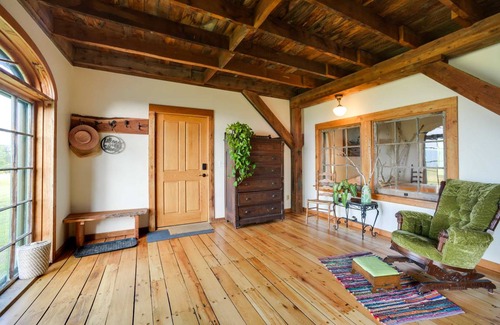 North Pownal House | 185 m² House ∙ 2 bedrooms ∙ 6 guests