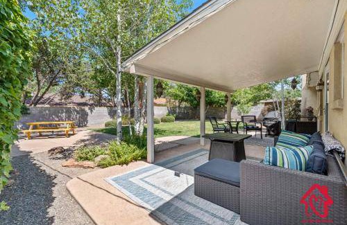 Northeast Heights House | 189 m² House ∙ 4 bedrooms ∙ 10 guests