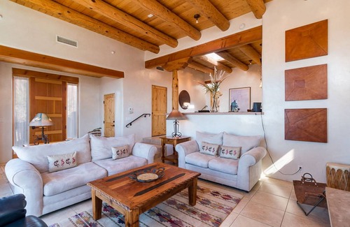 Tesuque House | 195 m² House ∙ 3 bedrooms ∙ 6 guests
