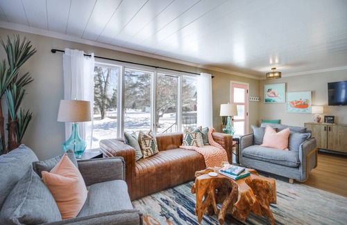 Detroit Lakes House | 195 m² House ∙ 3 bedrooms ∙ 7 guests