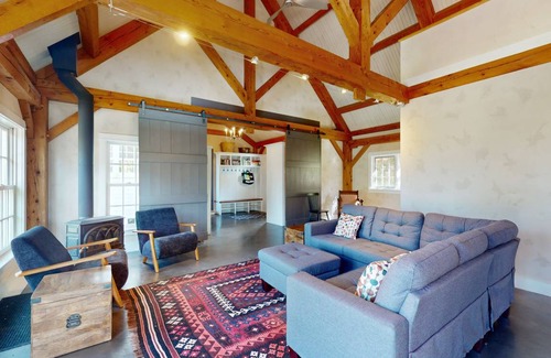 New Haven House | 204 m² House ∙ 4 bedrooms ∙ 8 guests