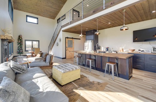 Sand Creek House | 222 m² House ∙ 3 bedrooms ∙ 12 guests