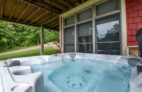 McHenry House | 223 m² House ∙ 4 bedrooms ∙ 9 guests