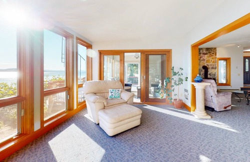 Malletts Bay House | 223 m² House ∙ 4 bedrooms ∙ 8 guests