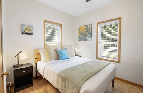 Mendota Heights House | 227 m² House ∙ 4 bedrooms ∙ 8 guests