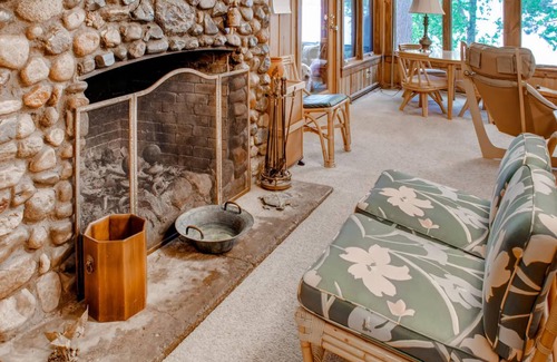 Brainerd House | 278 m² House ∙ 4 bedrooms ∙ 9 guests