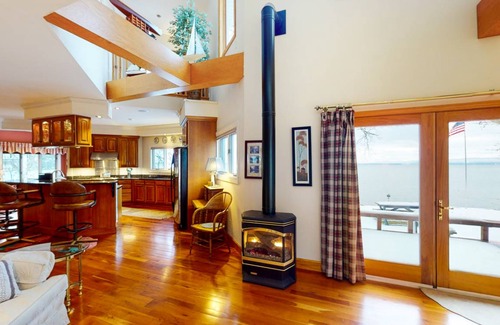 Malletts Bay House | 279 m² House ∙ 3 bedrooms ∙ 8 guests
