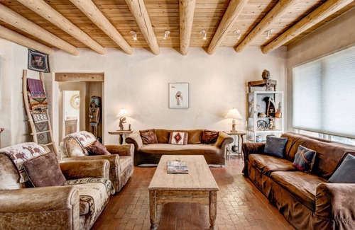 Santa Fe House | 279 m² House ∙ 4 bedrooms ∙ 10 guests